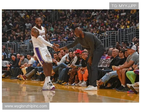 国际米兰在意甲争冠道路上的持续表现稳健，备受球迷关注