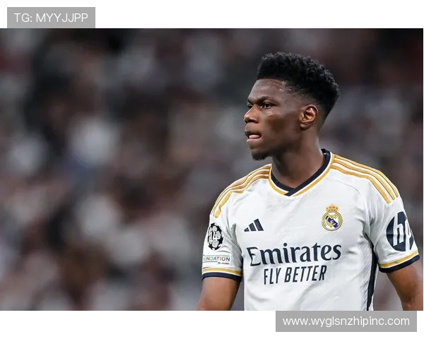 奥雷利安·楚阿梅尼:客串中卫展现多位置战术价值 奥雷利安·楚阿梅尼:客串中卫展现多位置战术价值