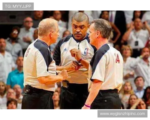 篮球干扰球国际规则和NBA有哪些区别?关键判罚解析 篮球干扰球国际规则和NBA有哪些区别?关键判罚解析